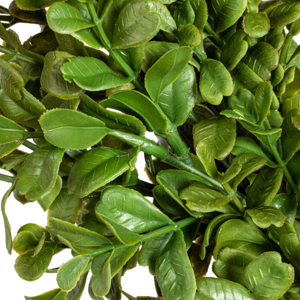 Green Faux Boxwood Wreath (13" Diameter)
